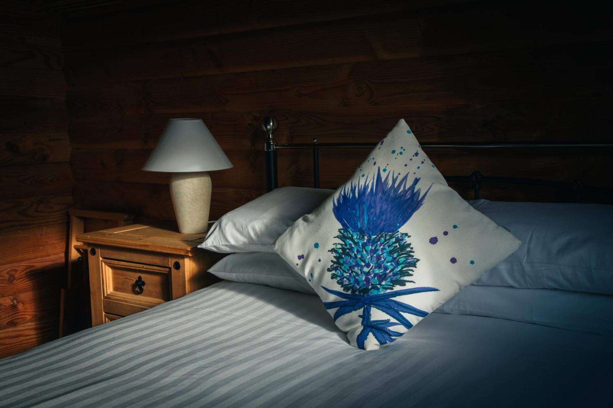 Armadale Castle Cabins Ardvasar  Chambre photo